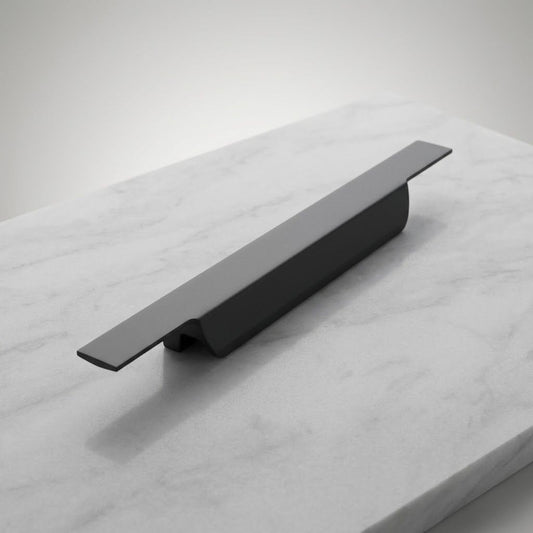 MIRA Series Recessed Edge Pull – Matte Black (128mm)