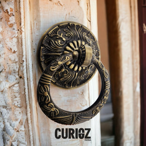 CURIOZ | CODE 229| DOOR KNOCKERS