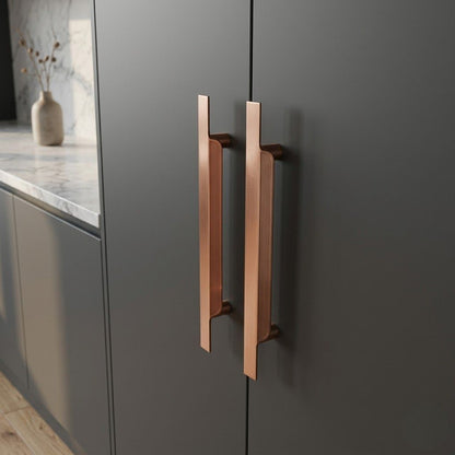 MIRA Fluted Edge Pull – Matte Rose Gold