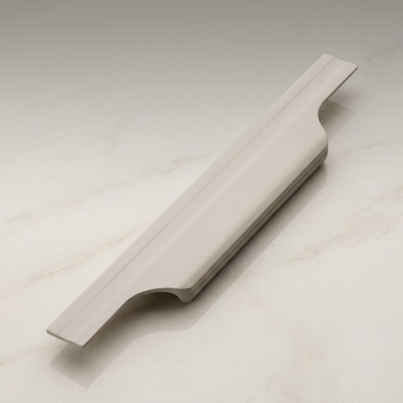 Elara Minimalist Cabinet Pull - Matte Cream Zinc Alloy Handle